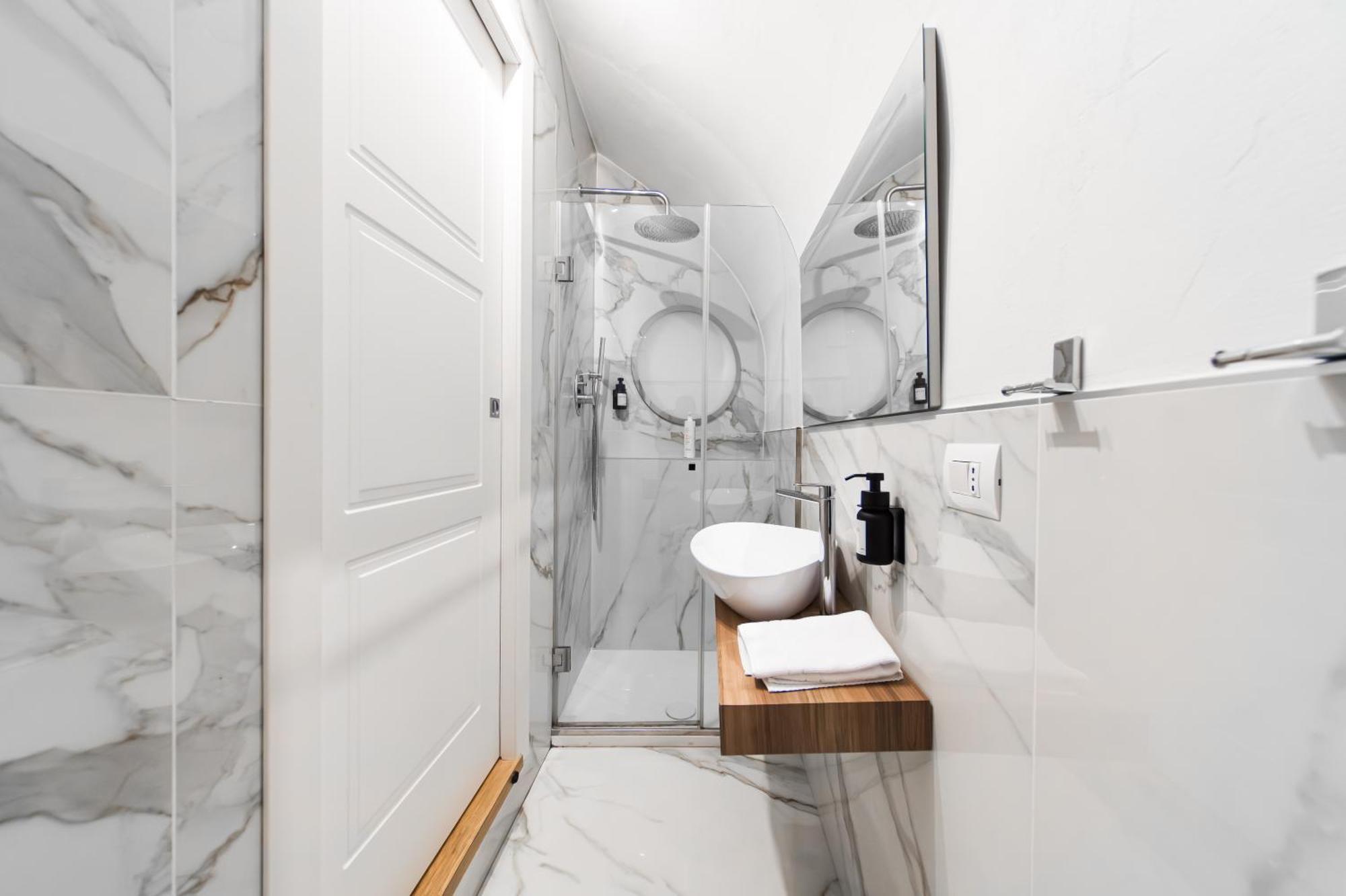 Lilli House - Suite In The Heart Of בולוניה מראה חיצוני תמונה